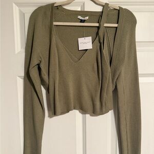American Eagle Outfitters Olive Long Sleeve Top